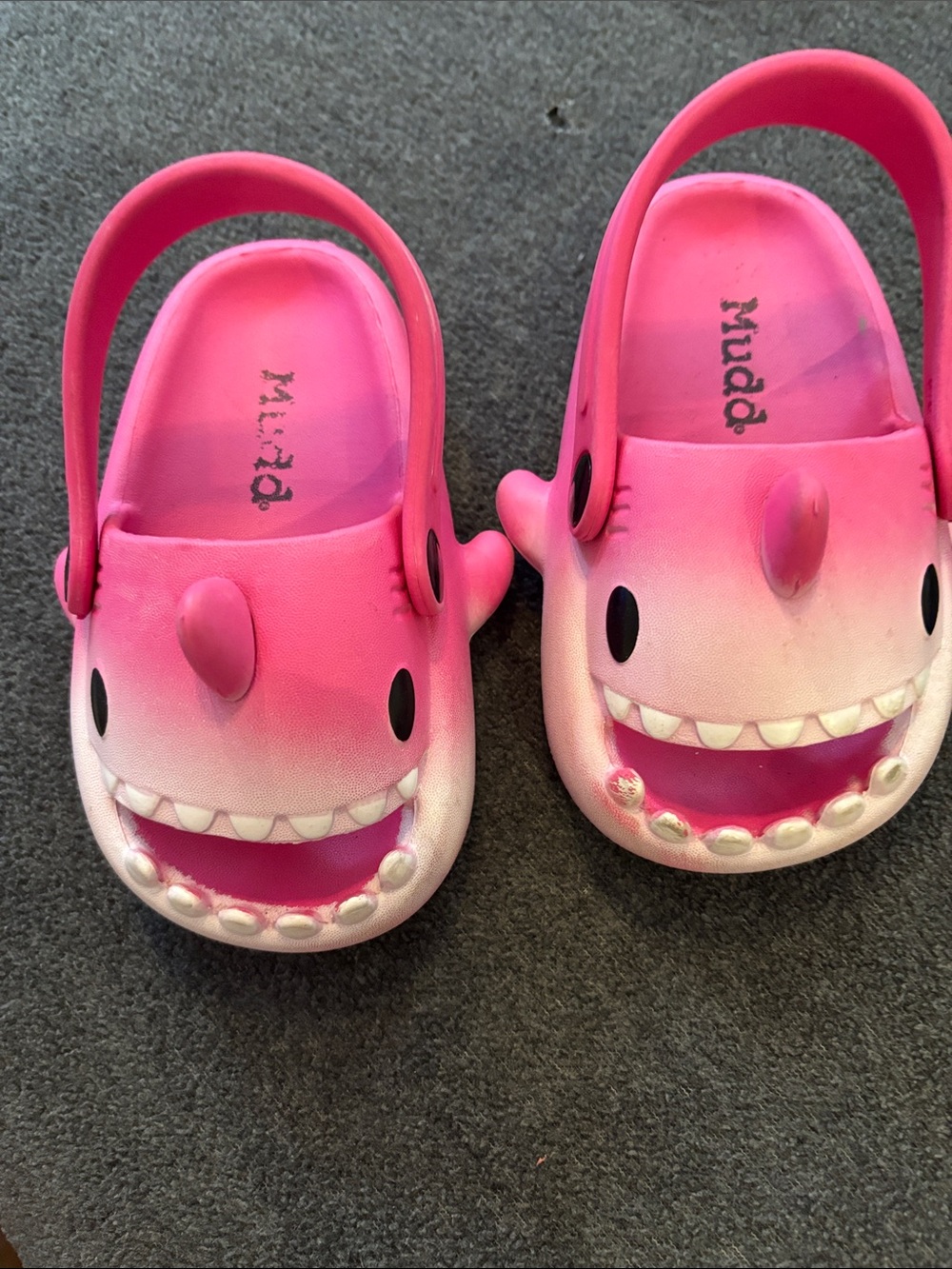 Mudd Girls Pink Shark Clog Sandals with Back Strap